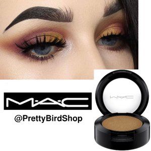 Last one! MAC NATURAL WILDNERNESS shadow NIB Satin